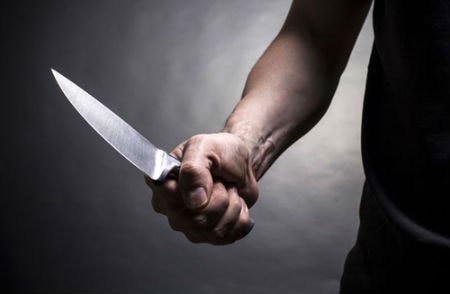 Ghen tuông, chém hàng xóm trọng thương