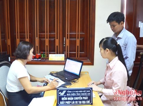 'Cò' đổi giấy phép lái xe ở Nghệ An hết đất sống