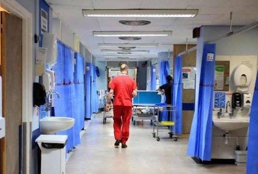 Anh: Nhiều bệnh nhân sống thêm 10 năm sau khi phát hiện bệnh ung thư