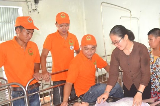 Nghề công tác xã hội: Thiếu chuyên nghiệp