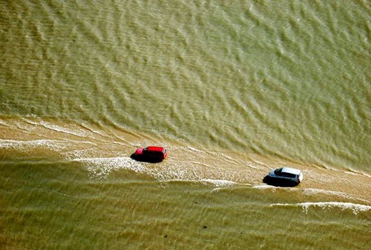 Con đường biển kỳ lạ chỉ xuất hiện hai lần trong ngày