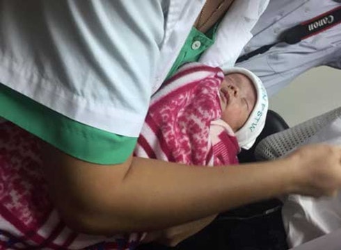 Con của nữ công an từ chối điều trị ung thư để sinh con giờ ra sao?