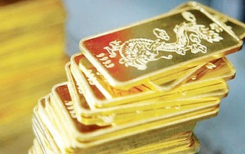 Giá vàng tăng vọt sau khi FED không tăng lãi suất