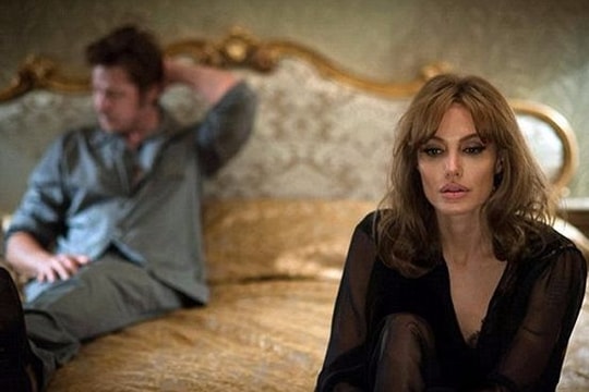 4 nguyên nhân khiến gia đình Angelina Jolie và Brad Pitt tan vỡ