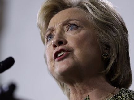 Hillary Clinton kêu gọi cảnh sát Charlotte công bố video nổ súng