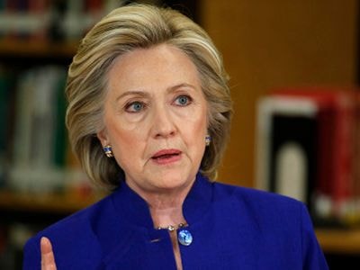 Hillary Clinton từng quên tài liệu mật ở khách sạn Nga