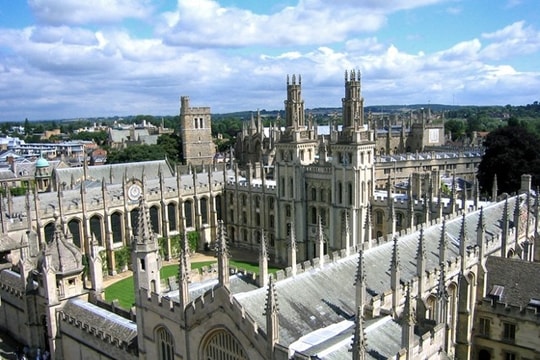 Những trường tốt nhất thế giới có mức học phí thế nào?