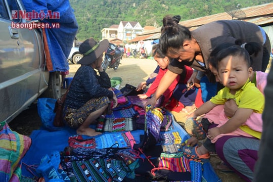 Người Nghệ mưu sinh trên đất Noọng Hét