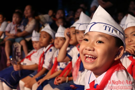 Nghệ An: Gần 216.000 học sinh tham gia chương trình sữa học đường - Vì tầm vóc Việt