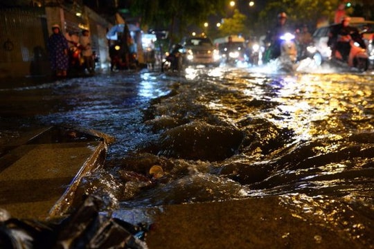 Sao không dự báo thời tiết  từng giờ?