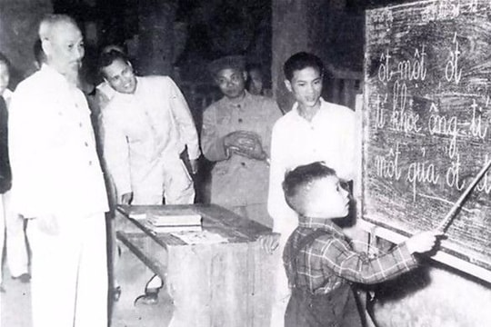 Bác Hồ với sự nghiệp giáo dục, khuyến học - khuyến tài