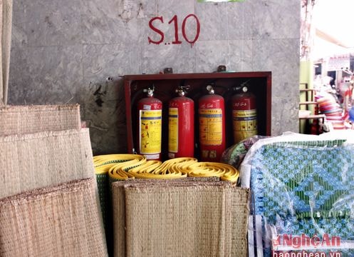 Các chợ, siêu thị còn xem nhẹ phòng chống 'bà hỏa'