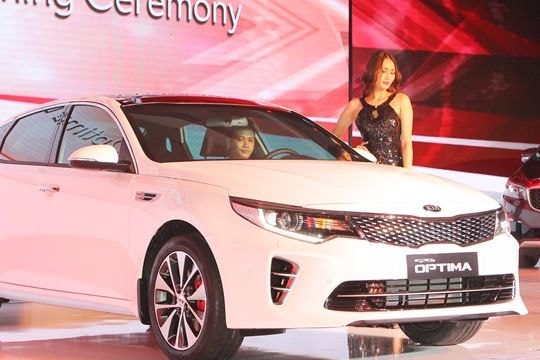 Kia Optima: Đối thủ giá rẻ của Toyota Camry ở Việt Nam