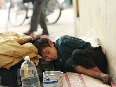 Trẻ bụi đời ở Hà Nội trên báo Anh