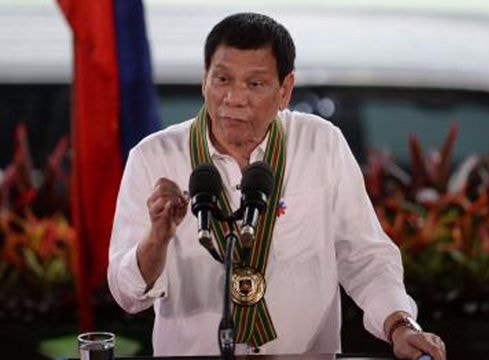 Ông Duterte đã làm gì trong 100 ngày cầm quyền?