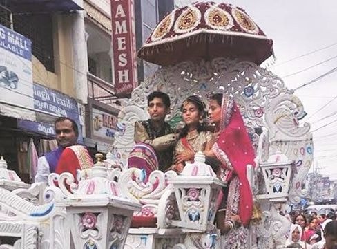 Bé gái Ấn Độ tử vong sau nghi lễ nhịn ăn 68 ngày