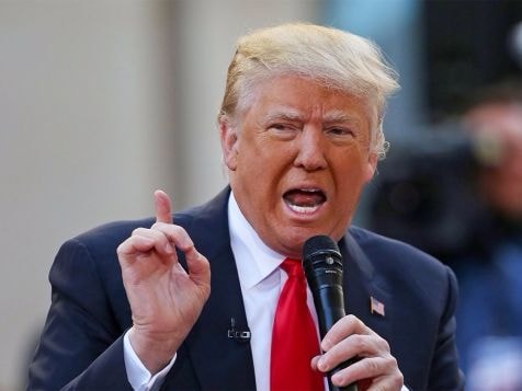 Donald Trump tuyên chiến với đảng Cộng hoà