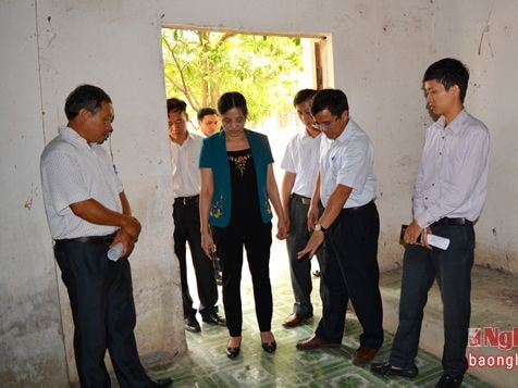 'Nóng' trường học ô nhiễm do nằm trên kho thuốc bảo vệ thực vật