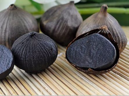 Loạn tỏi đen cô đơn gắn mác Lý Sơn