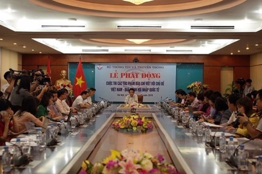 Phát động cuộc thi viết với chủ đề hội nhập quốc tế