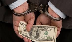 Khởi tố nguyên Chủ tịch và cán bộ địa chính xã vì tham ô tài sản