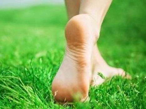 Tại sao trẻ em Nhật được khuyến khích đi chân đất?