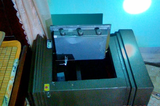 Nhà chùa bị kẻ gian đục két trộm 200 triệu đồng trong đêm mưa lũ