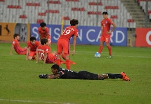 U19 châu Á: Hàn Quốc bị loại sốc, Việt Nam quyết lập kỳ tích