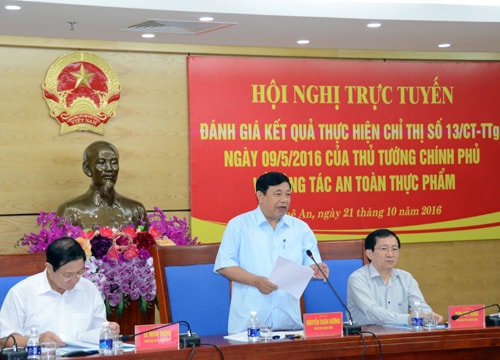 Nghệ An: Phát động đợt thi đua 'nói không với thực phẩm bẩn'