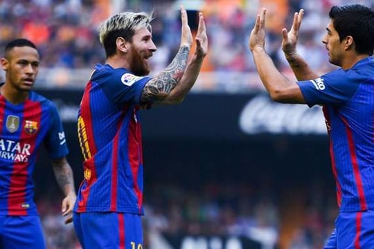 Suarez, Messi - cơn 'ác mộng' của Valencia