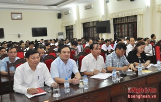 Còn có tình trạng thiếu đồng bộ trong thi hành Điều lệ Đảng