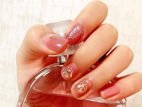 Móng tay 'thuỷ tinh' - trào lưu đang khuấy đảo giới trẻ Hàn Quốc