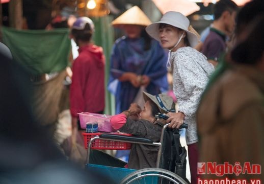 Muôn kiểu 'cái bang' ở thành Vinh