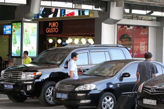 Năm 2017, không cấp tiền mua xe công cho cấp Thứ trưởng trở xuống