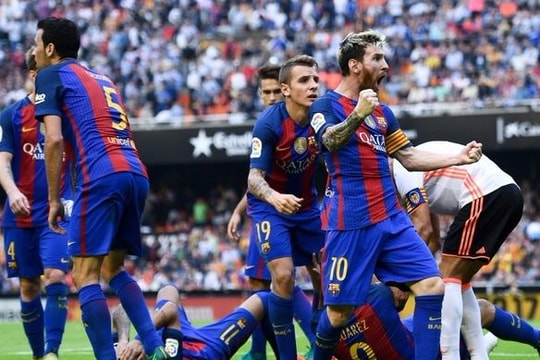 Các giải VĐQG châu Âu cuối tuần này: Chờ Ibra nổ súng trở lại