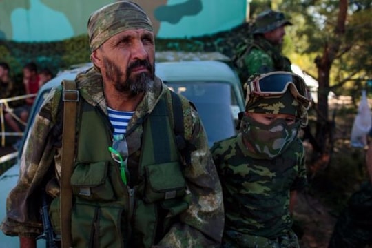 Thiếu niên Nga được huấn luyện quân sự thế nào?