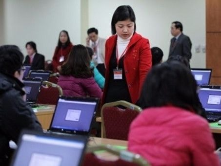 Để chọn người tài, loại cán bộ 'vô tích sự', cứ thi như thời xưa?