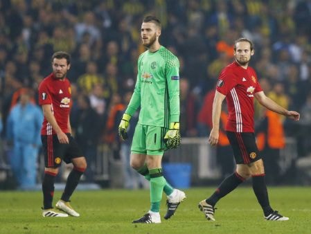 Man Utd bại trận trước Fenerbahce bởi hai siêu phẩm