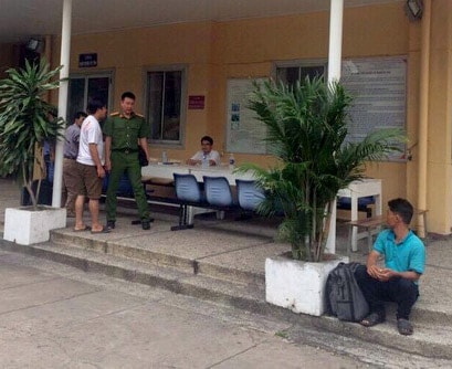 Hai nghịch tử hại chết cha vì nghi ngoại tình