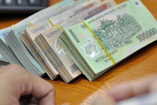 Bị bắt vì tống tiền 'người tình tin đồn' của vợ