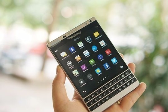 3 smartphone mới mà cũ vừa về Việt Nam