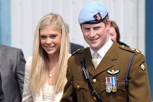 Những bóng hồng xinh đẹp quanh Hoàng tử độc thân hấp dẫn nhất nước Anh