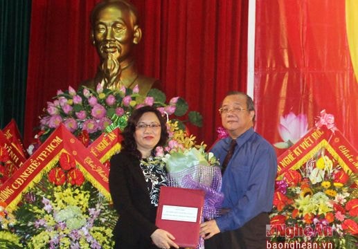 Thứ trưởng Bộ LĐ-TB&XH dự lễ khai giảng ở trường Đại học Sư phạm kỹ thuật Vinh