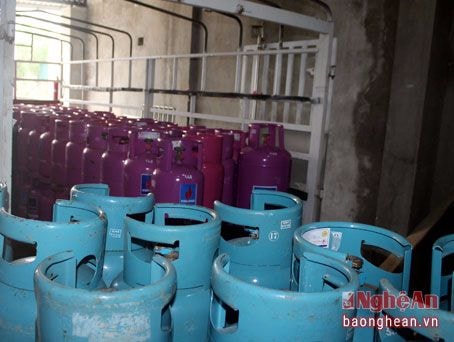 Phát hiện kho kinh doanh gas vi phạm pháp luật