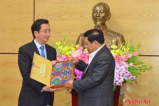 Tăng cường hợp tác hữu nghị Nghệ An - Quảng Tây (Trung Quốc)