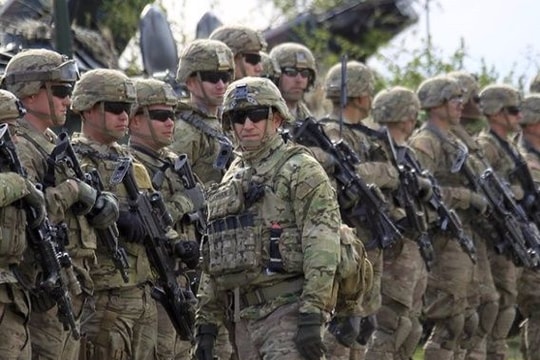 NATO lo ngại Donald Trump sẽ đưa quân Mỹ ra khỏi châu Âu