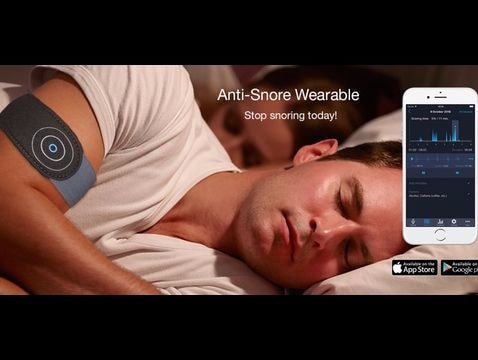 Kỳ quặc vòng tay chống ngáy