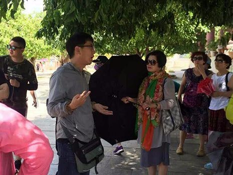 Đại biểu Quốc hội bức xúc tình trạng hướng dẫn viên du lịch chui