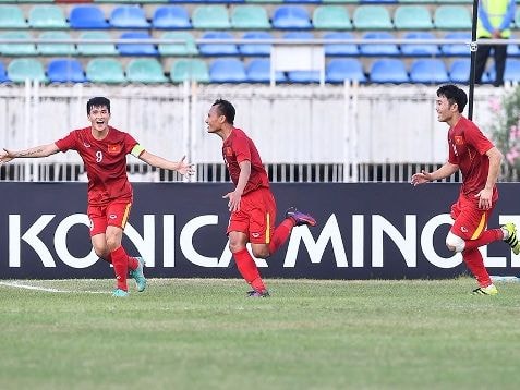 HLV Nguyễn Hữu Thắng: 'Tinh thần giúp các cầu thủ Việt Nam vượt qua khó khăn về thể lực'