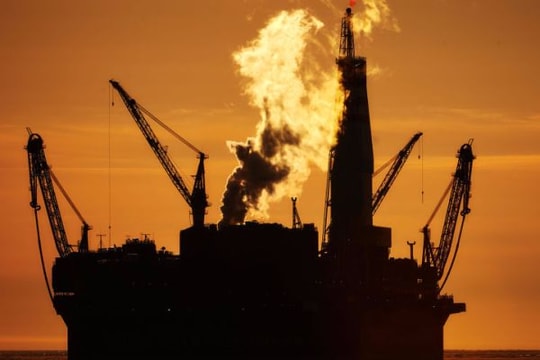 Các nhà khoa học Nga phát hiện ra cách mới để tìm kiếm dầu lửa